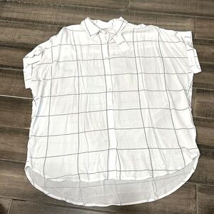 New Fun2Fun Button Up Size L